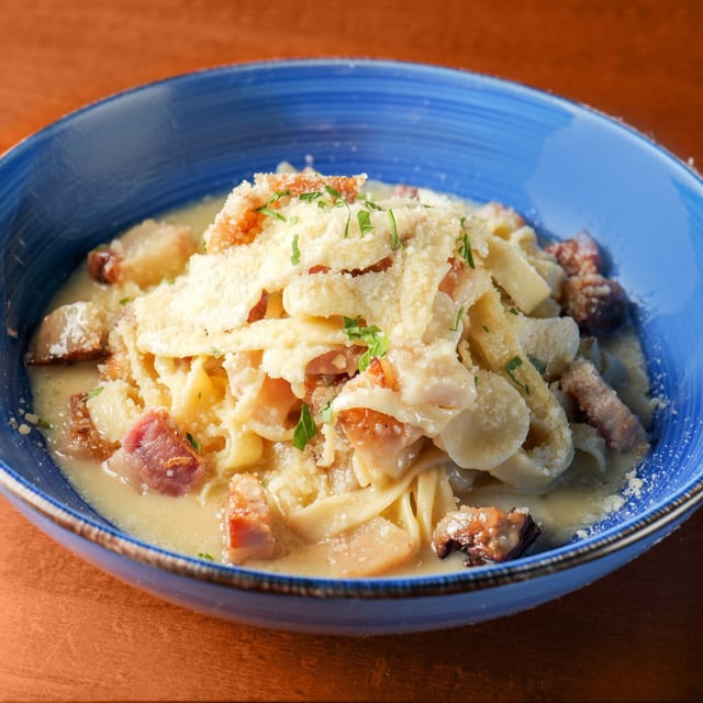 Garlic, Bacon, and Parmesan Sauce.